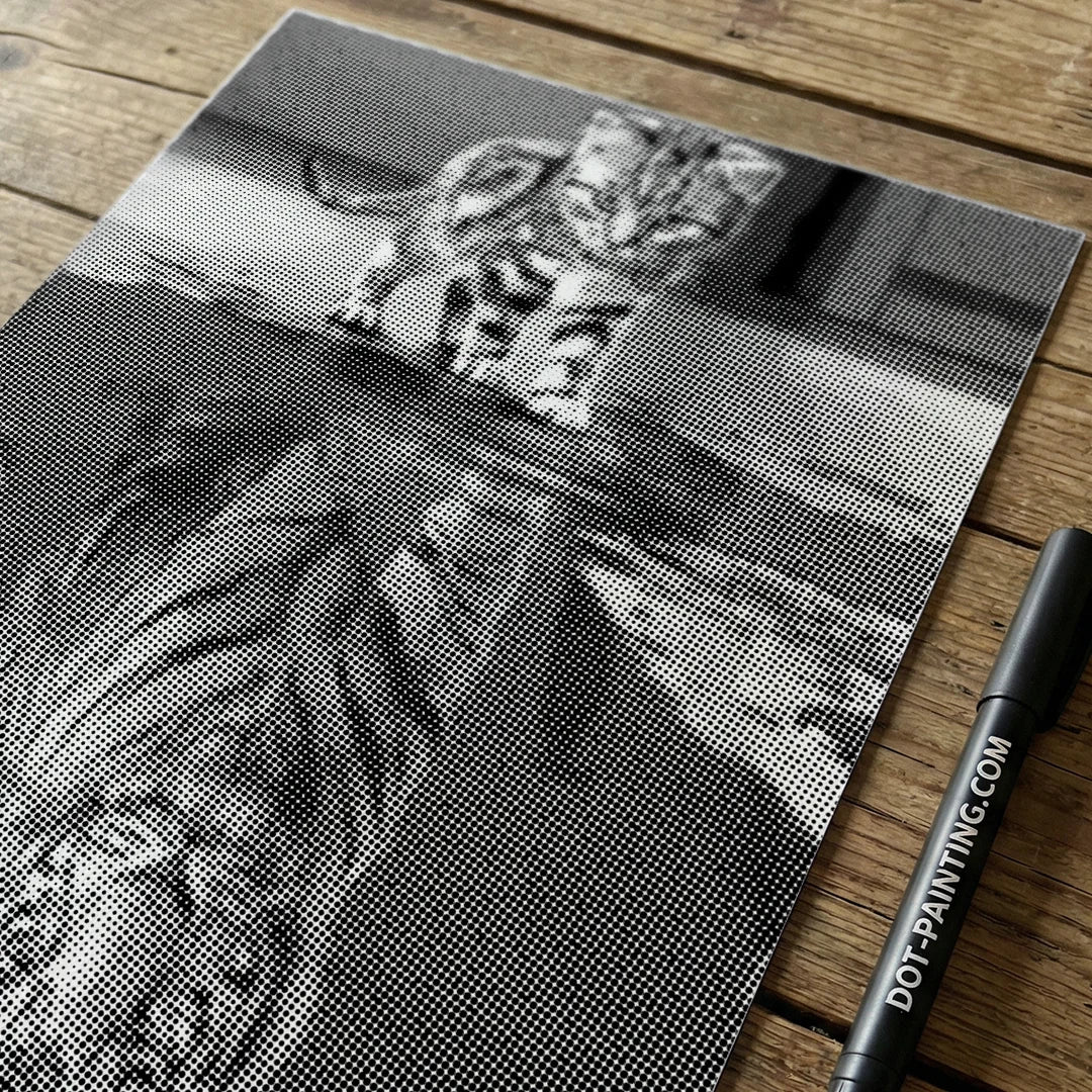 Kot Z Odblaskiem Tygrysa Dot Painting